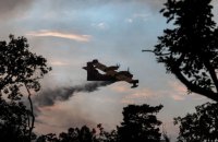Двоє пожежників загинули під час ліквідації займання біля аеропорту французького Бордо