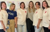 ​Анджеліна Джолі розповіла про поїздку Україною: побувала у підземних школах Харкова та зустрілася з родинами полонених