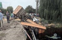 В Староконстантинове на восемь месяцев закрыли участок дороги Житомир - Черновцы