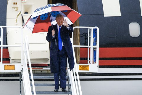 Трамп полетів у Нью-Джерсі для збору коштів, хоча знав про коронавірус у його радниці, - CNN