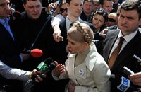 Тимошенко призывает отблагодарить "чернобыльцев" свечами