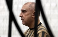 У Сирії суд звинуватив двоюрідного брата Башара Асада у воєнних злочинах
