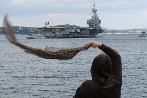 Франция отказалась от военной операции в Сирии
