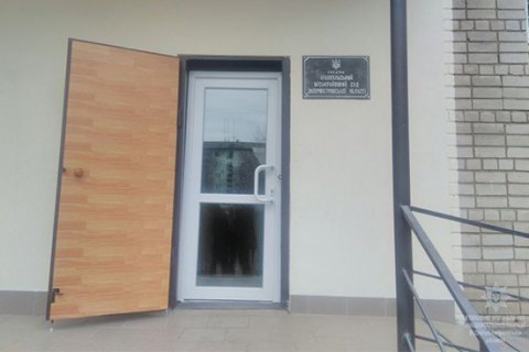На суді в Нікополі батько спробував підірвати вбивць сина, двоє загиблих (оновлено)