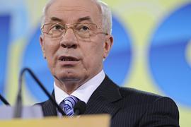 Азаров: Янукович ходил в прокуратуру чаще, чем Тимошенко