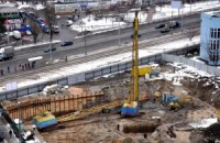 В Киеве упал строительный кран: два человека погибли