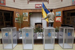 На одном из участков Житомира нашли заполненные протоколы