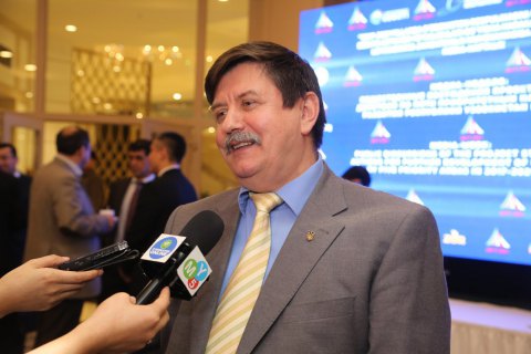 Порошенко уволил посла в Узбекистане