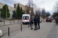 Во Львове автомобиль сбил двух 15-летних школьников на пешеходном переходе 