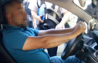 Районного чиновника в Запорожской области поймали на крупной взятке