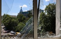 Зеленський: є близько 100 постраждалих і четверо загиблих внаслідок масованої атаки РФ