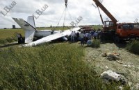 В аварии самолета под Киевом могут быть виновны пилоты, - прокуратура