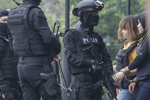Подозреваемым в убийстве Ким Чон Нама грозит смертная казнь
