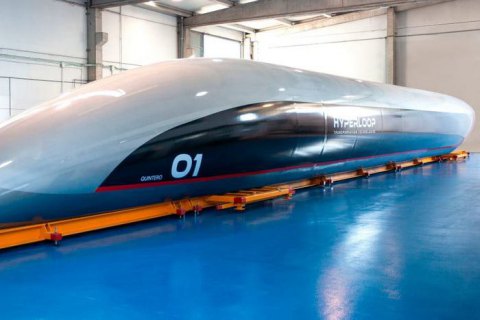 В Іспанії показали першу пасажирську капсулу Hyperloop