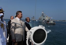 Янукович и Путин уехали из Севастополя