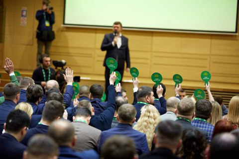 Партия "Слуга народа" имеет всего тысячу членов, - Корниенко