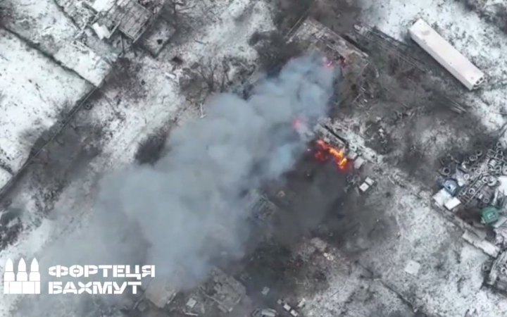 На Бахмутському напрямку нацгвардійці знищили ворожий склад боєприпасів