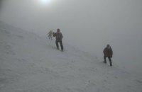 У Карпатах зникли три лижники, одного знайдено мертвим (оновлено)