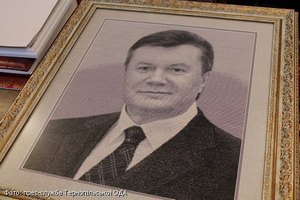 Раде предложили разрешить спецконфискацию активов Януковича и "Семьи"