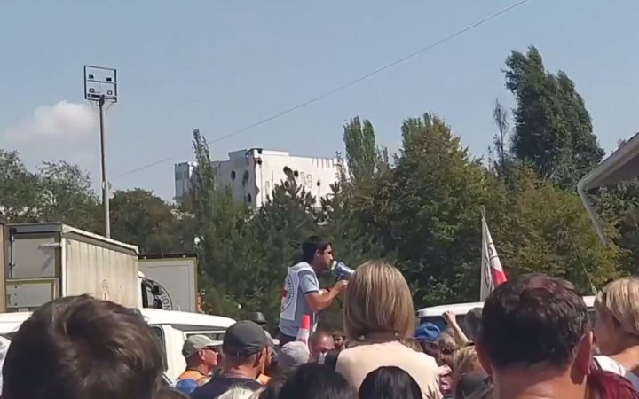 В окупованому Маріуполі стався бунт через спробу зупинити видачу гуманітарки, - Андрющенко
