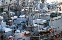 РФ встановлює баржі у Чорному морі, щоб зберегти залишки флоту, – розвідка 