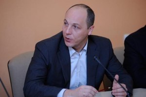 Парубий уверяет, что в Батькивщине нет потенциальных "тушек" 