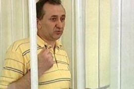 Экс-судья Зварыч погрыз 600 страниц своего дела