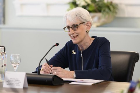 Во время переговоров с НАТО Россия не обещала увести войска от границ Украины, – Шерман 