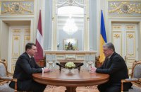 Латвия осуждает блокаду Азовского моря Россией