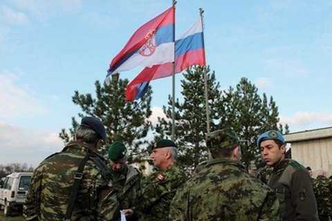 На Балканах обеспокоены участием РФ в военных учениях в Сербии