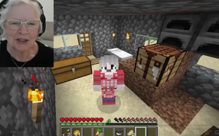 81-річна бабуся почала грати в Minecraft, щоб допомогти онукові з лікуванням раку