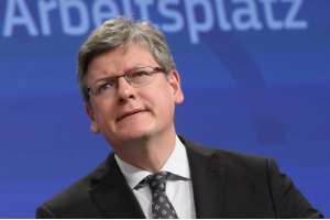 Брюссель закликав Німеччину не підвищувати зарплати, а інвестувати в ЄС