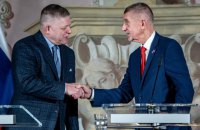 ЗМІ: Чехія дозволила Фіцо пролетіти країною під час його візиту до Росії