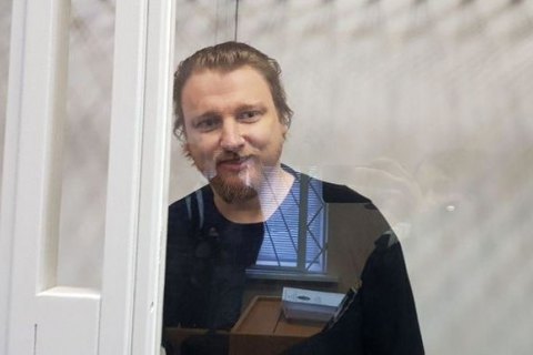 Печерский суд отпустил политтехнолога Петрова под домашний арест