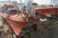 Спад промпроизводства замедлился до 5,2%