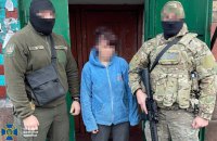 Затримали російську агентку, яка їздила за 100 км, щоб виявити позиції ЗСУ поблизу Авдіївки та Мар’їнки