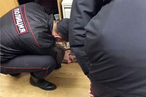 Напавшего на журналистку "Эха Москвы" арестовали на два месяца