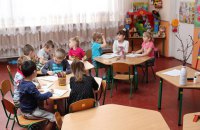 В детсады Киева после ослабления карантина вернулись почти 15 тыс. детей