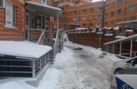 В Киеве женщина выбросила из окна ребенка и прыгнула сама (обновлено)