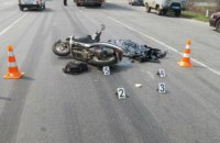 Мотоциклист сбил в Луцке бабушку с внучкой