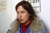 Мать Оксаны Макар хочет разбить голову правозащитнице