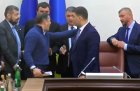 Ляшко ворвался на заседание Кабмина и устроил скандал из-за Коболева
