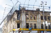 КМДА зажадала відновити згорілу будівлю біля ЦУМу