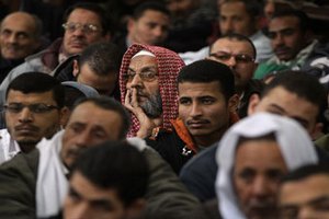 Большинство египтян выступили против американской помощи