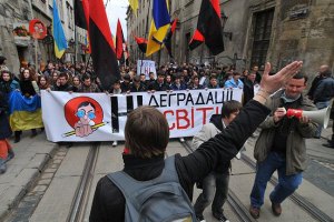 Януковичу не понравился законопроект Табачника о высшем образовании