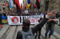Януковичу не понравился законопроект Табачника о высшем образовании