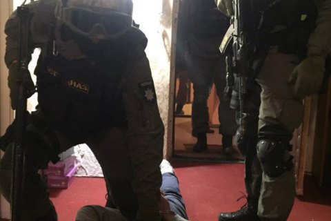 Четырем причастным к нападению на главу ВККС сообщили о подозрении