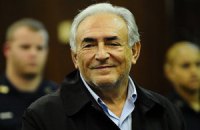 49% французов хотели бы возвращения Стросс-Кана в политику - опрос