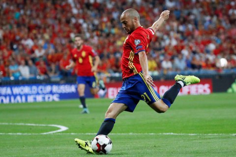 Сильва завершил карьеру в сборной Испании