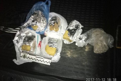 Затриманим з вибухівкою жителям Закарпаття оголошено про підозру